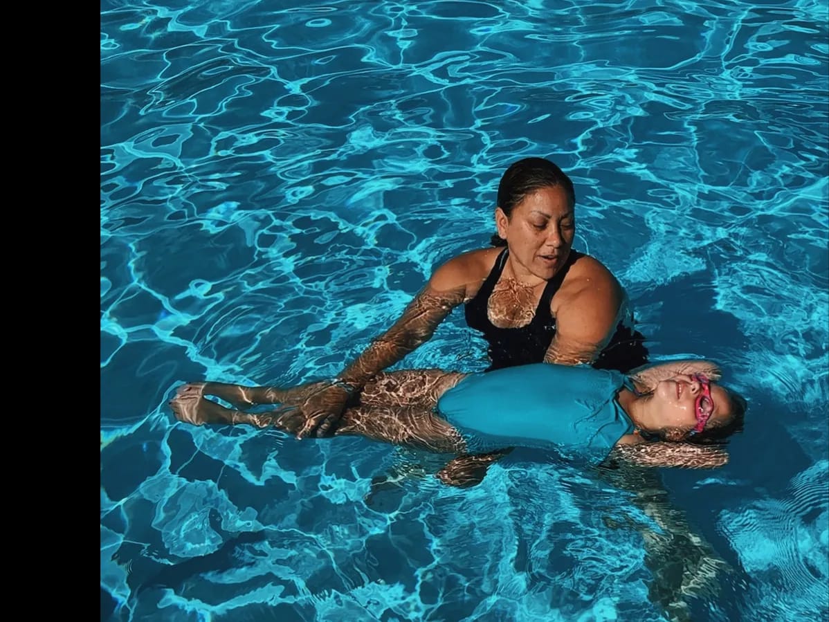 Mobile swim lessons
