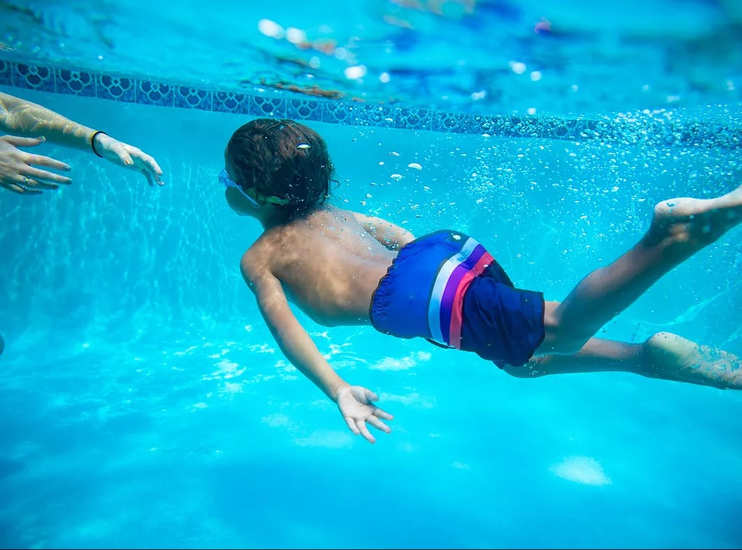 Mobile swim lessons